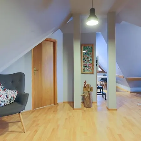 3 Bedroom - 12 People - Pod Skocznia Apartment *